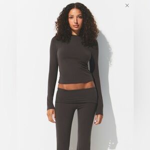 NWT SKIMS COTTON JERSEY LONG SLEEVE T-SHIRT